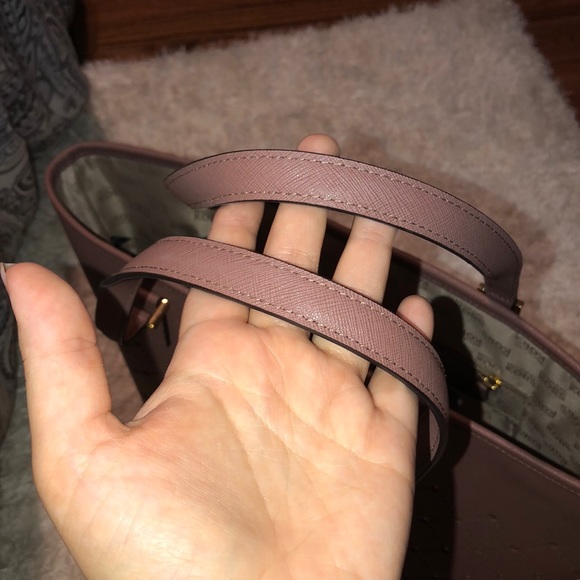 Dusty rose Michael Kors purse & wallet - Picture 8 of 8